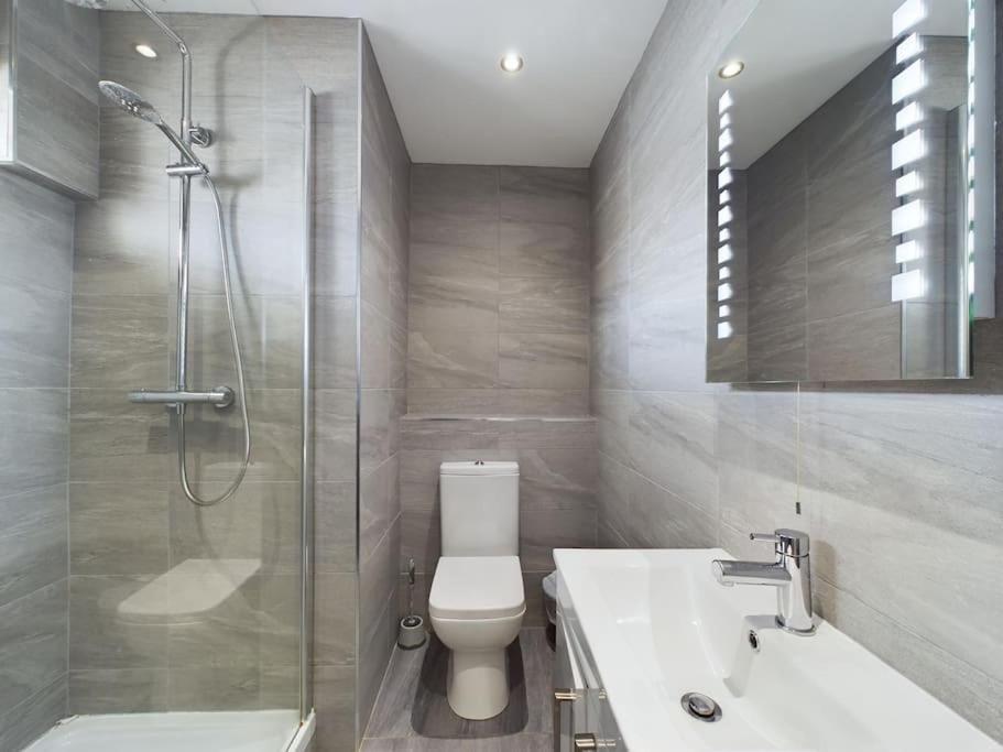 Donegall Sq Apt At Gate, Centre Belfast