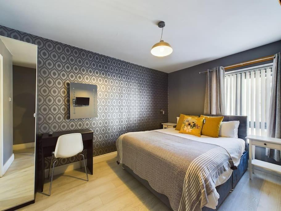 Apartment Donegall Sq Apt At Gate, Centre