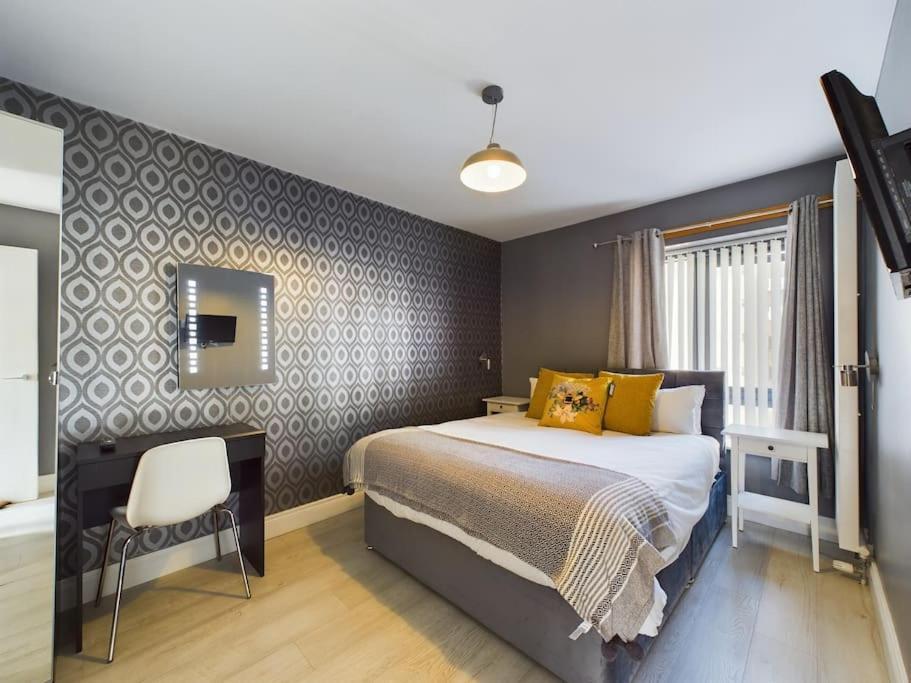 Apartment Donegall Sq Apt At Gate, Centre