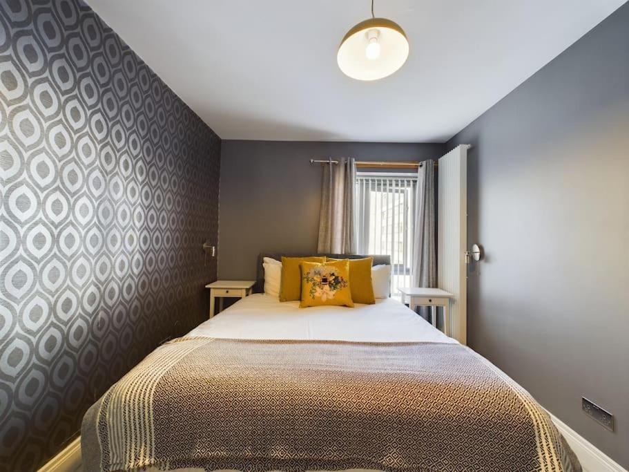 Apartment Donegall Sq Apt At Gate, Centre